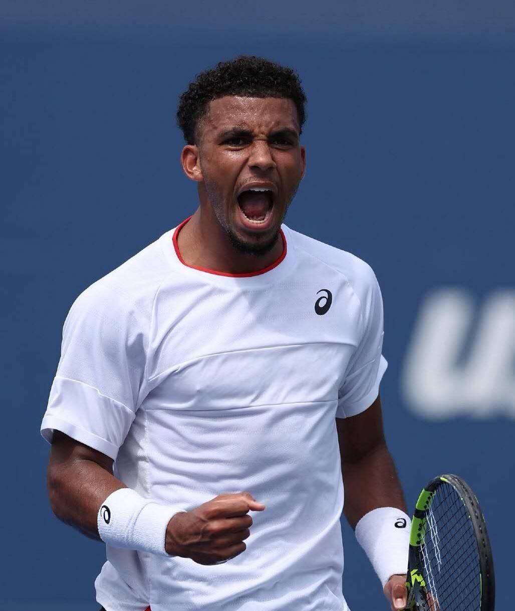 爱游戏2026-蒙特卡洛大师赛险胜澳网,阿尔卡拉斯点燃赛场