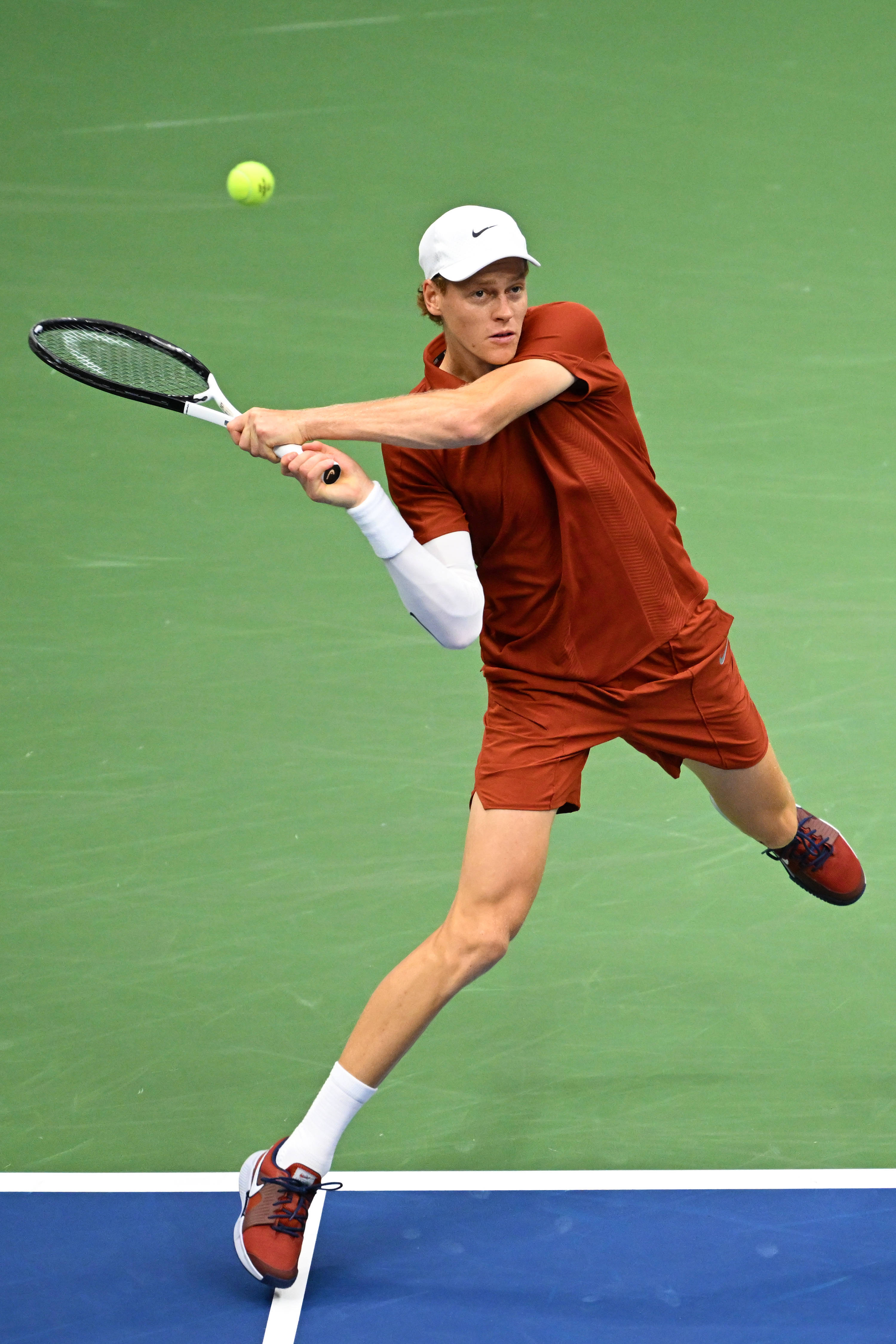 爱游戏-美网鏖战拉沃尔杯，辛纳刷新纪录