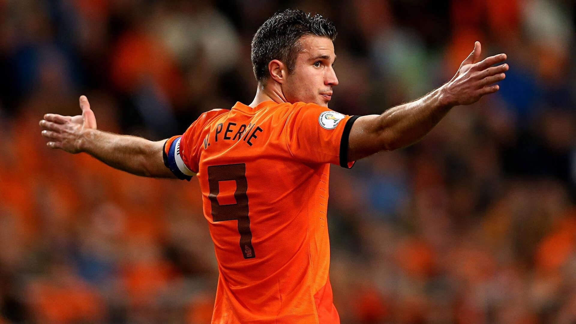 爱游戏官网-F1新赛季揭幕战之夜,富安健洋的赛道压制学