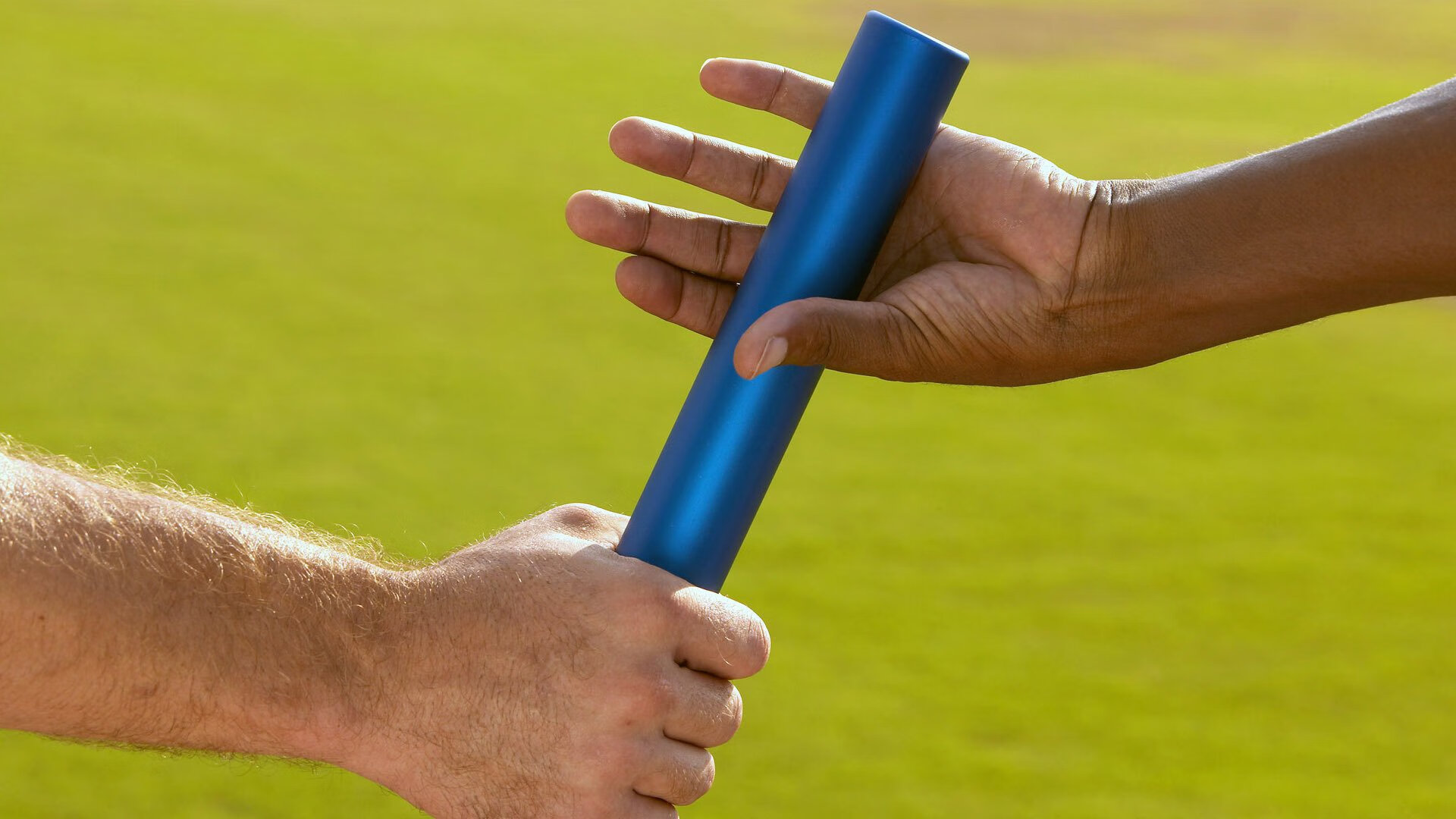 爱游戏官方-辽宁队狂胜奇才，乔治成为关键先生